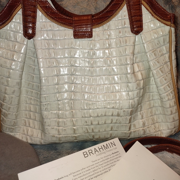 Brahmin Elisa La Scala Macaroon Tri Textured. HTF 3 piece set - Picture 7 of 16